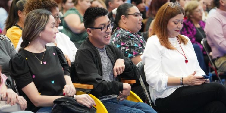 Sonora beneficia a personas con discapacidad intelectual a través de becaterapias: Froylán Gámez.