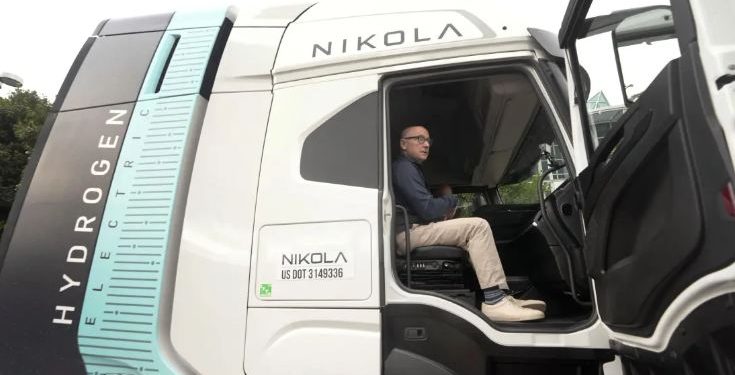 Nikola, fabricante de vehículos eléctricos, se declara en bancarrota.
