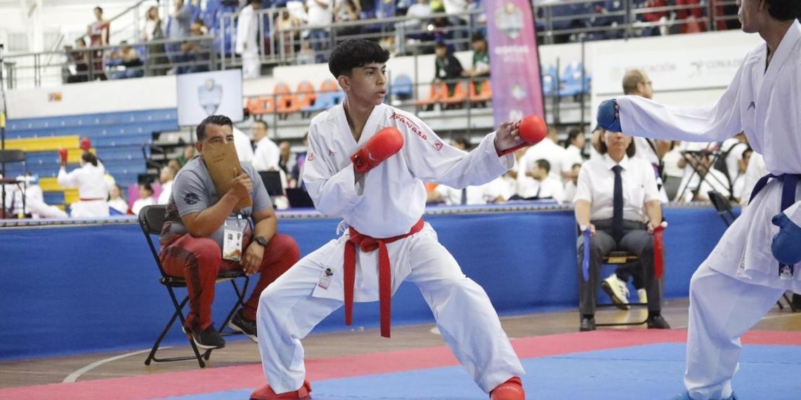 Alumno de Conalep Sonora representará a México en campeonato internacional de karate.