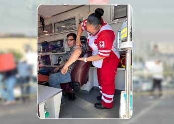 Conductor arrolla a manifestante y periodista en fraccionamiento Atardeceres.