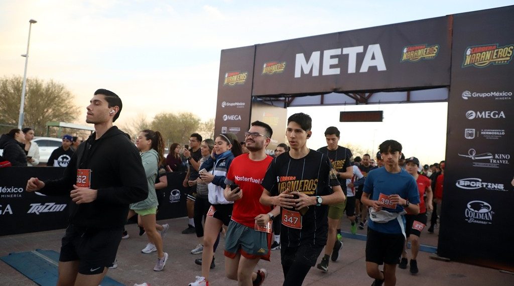 Angelica Martínez y Pedro Alejandro Rodríguez ganadores de la 6ta edición de la Carrera Naranjeros.