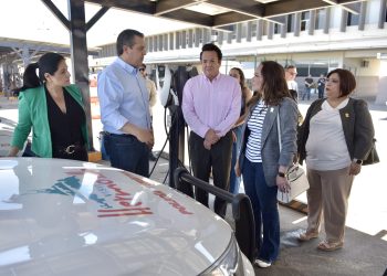 Reconocen alcaldes de Guanajuato y Colima eficiencia en el uso de energías limpias en Gobierno de Toño Astiazarán.