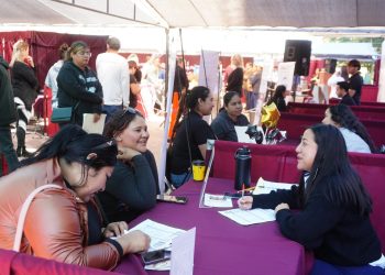 Gobierno de Sonora oferta más de mil empleos para mujeres en la Feria Nacional 2025.