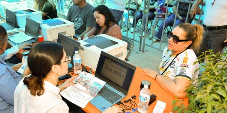 Se benefician hermosillenses con Maratón de Descuentos de Tesorería Municipal y Agua de Hermosillo.