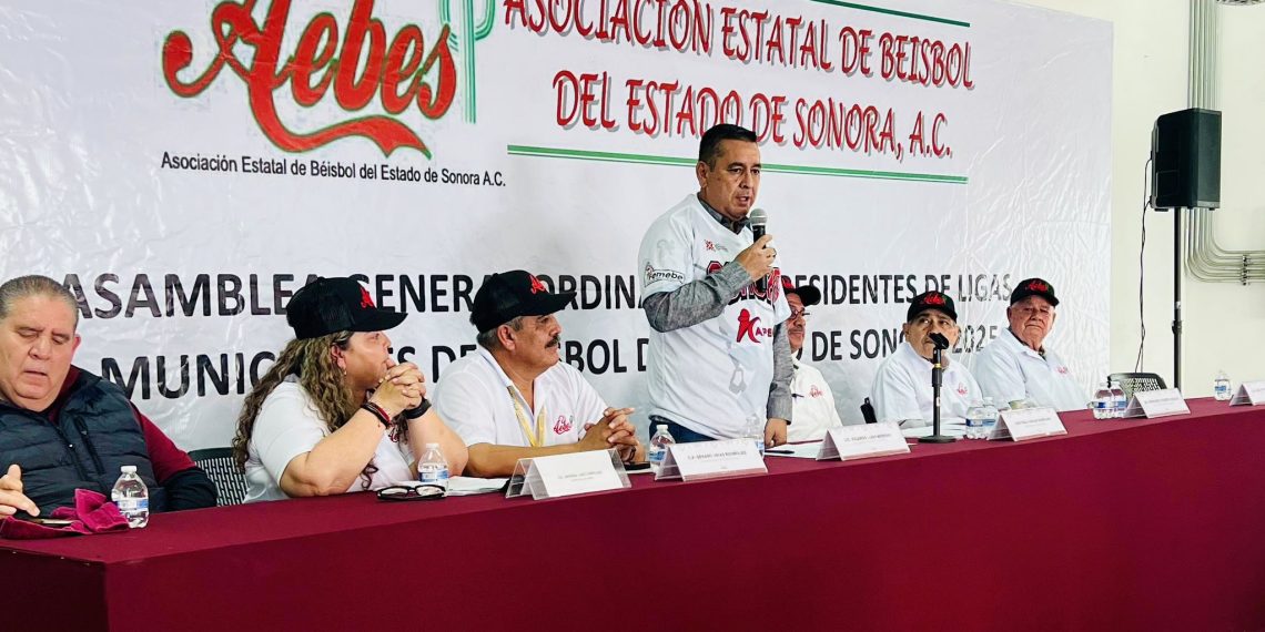 La unión del béisbol amateur en Sonora se fortalece en histórica asamblea.