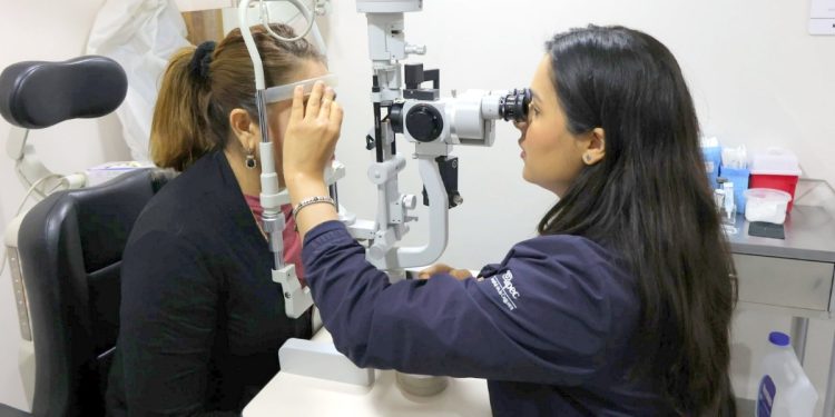 Llama Gobierno de Sonora a realizar chequeos de rutina para detectar a tiempo el glaucoma.