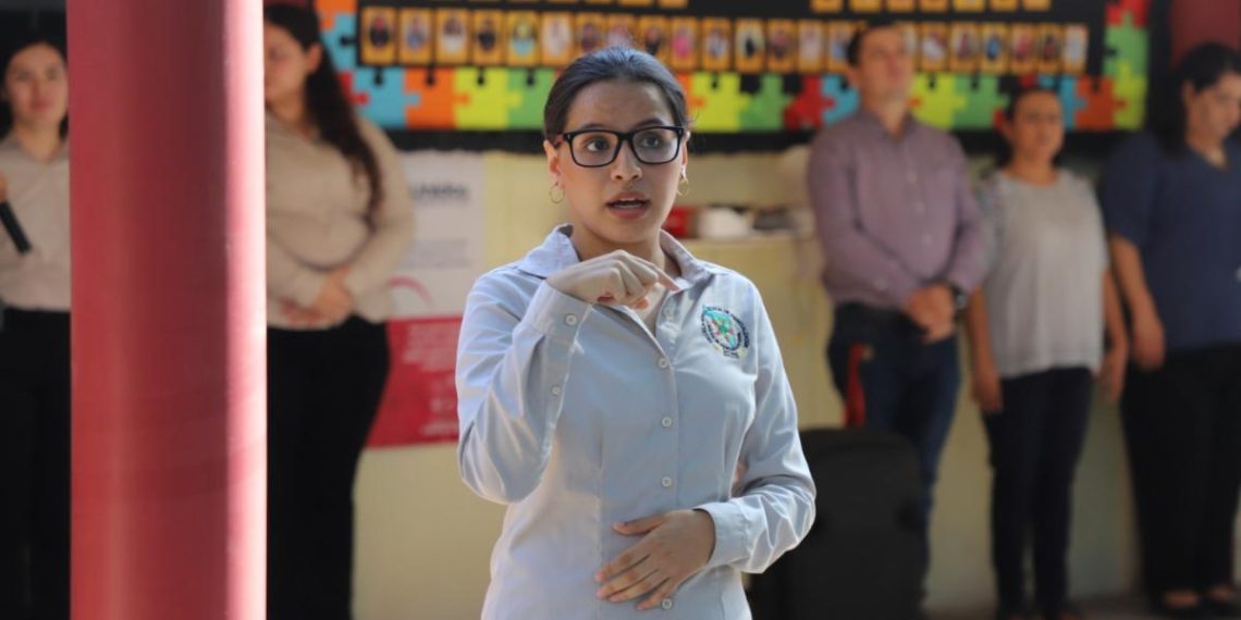 Fortalece ENEE formación de docentes en Educación Especial.