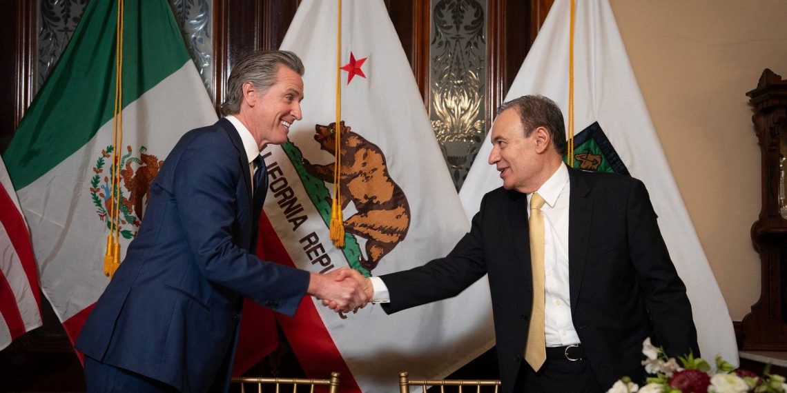 Gobernador Durazo y Gobernador Newsom firman acuerdo histórico para desarrollo sustentable binacional con California.