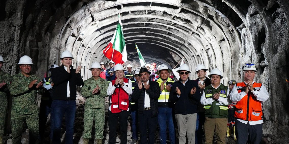 Encabeza Gobernador Durazo avance con primera conexión del túnel ferroviario en Nogales.