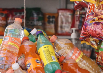 Entra en vigor prohibición de venta de comida chatarra en escuelas de México.