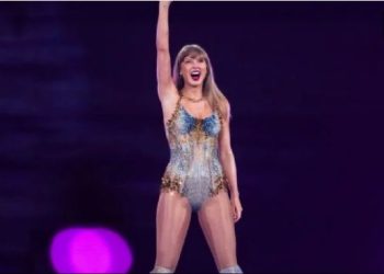 Banda de cibercriminales robó y revendió cientos de boletos para conciertos de Taylor Swift: fiscales.