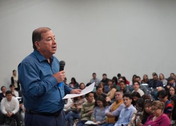 Cuauhtémoc González cierra campaña con un llamado al cambio: “¡Es la hora de la comunidad universitaria!”.