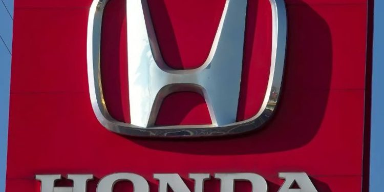 Honda fabricaría el próximo Civic en EU y no en México por aranceles.