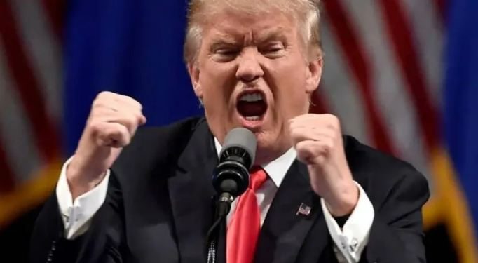 “Nuestro país no será progresista nunca más”: dice Trump en discurso desde el Congreso.