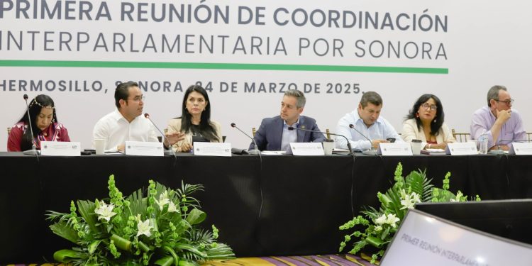 Celebran legisladores locales y federales sonorenses primera Reunión de Coordinación Interparlamentaria.
