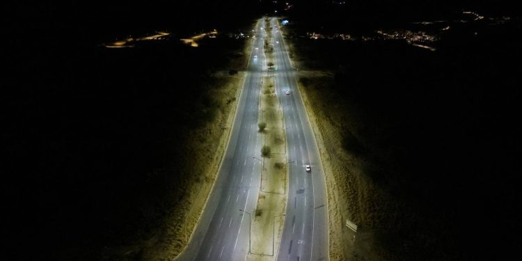 Ilumina Gobierno Municipal el bulevar Gustavo Mazón para seguridad de sus residentes
