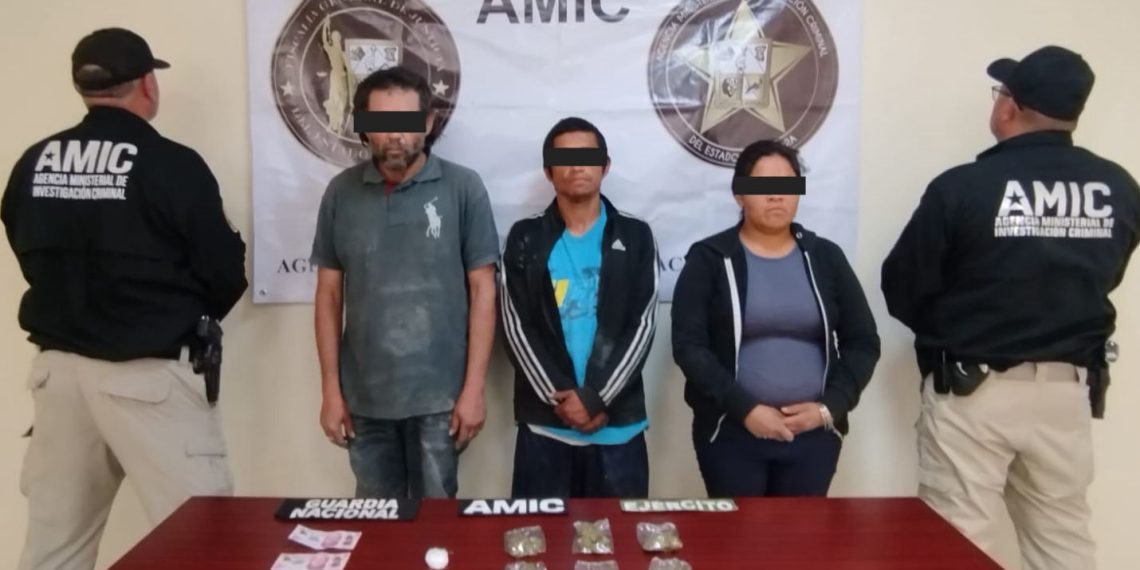 Tres personas y narcótico fue asegurado en cateo realizado por AMIC-DEFENSA-Guardia Nacional.
