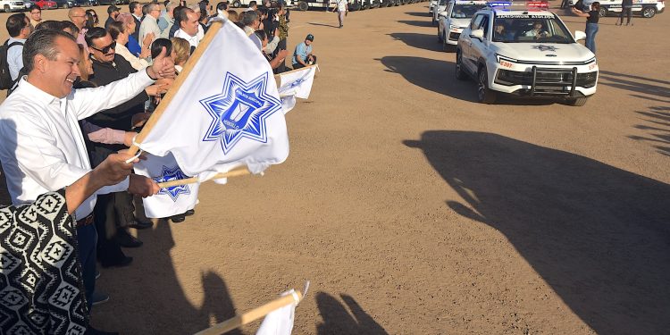 Entrega Toño Astiazarán 60 nuevas patrullas eléctricas para blindar a Hermosillo, suman ya 284.