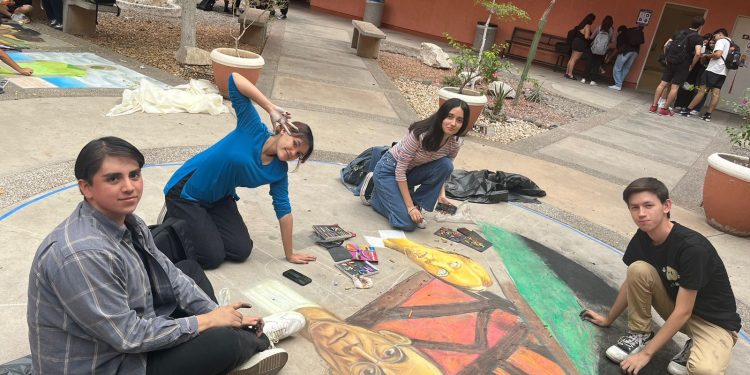 Objetivo del diseñador sigue siendo comunicar de manera clara, concisa y eficaz: académico.