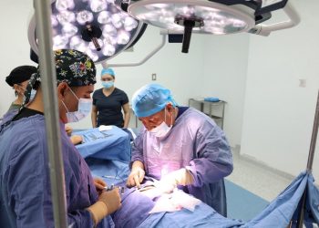Isssteson atiende rezago en cirugías de vesícula y hernias.