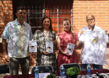 Presentan libro “La Historia de Alex” en beneficio de Bienestar Animal.