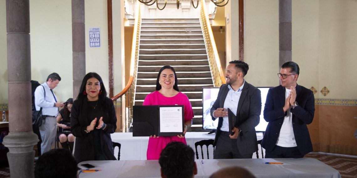 Gobierno de Sonora e IMJUVE consolidan alianza en favor de las juventudes.