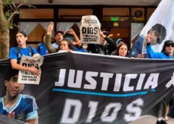 Maradona no tenía alcohol ni drogas en sangre al momento de su muerte, según perito.