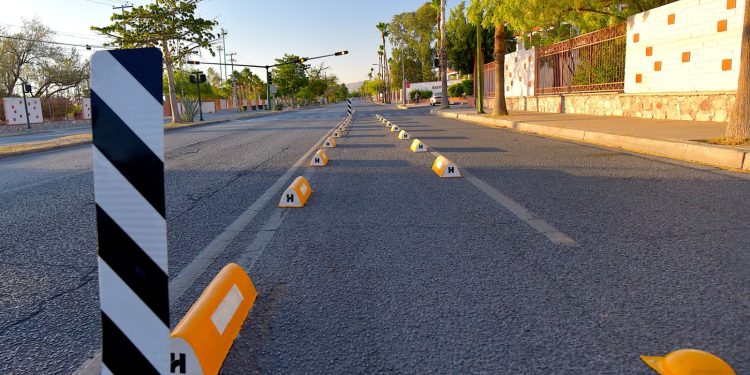 Instala Gobierno Municipal confibicis para protección de ciclistas.