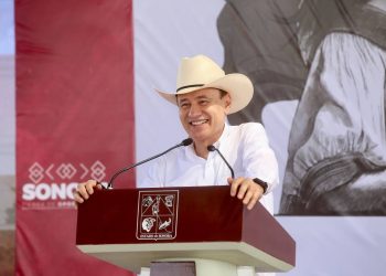 Avanza Gobernador Durazo Programa Nacional de Vivienda en Sonora con construcción de más de 4 mil casas.