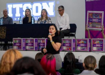 ISJ entrega botiquines de Bienestar Menstrual a ITSON Náinari.