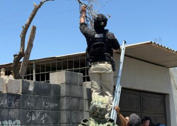 Aseguran cámaras de videovigilancia irregulares en Ciudad Obregón.