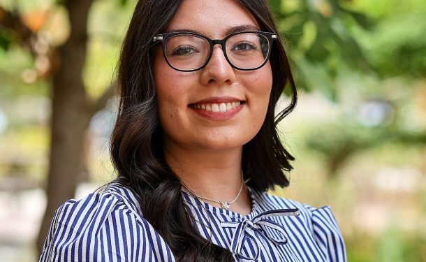 Analiza estudiante de Física efectos de la musicoterapia en pacientes con cáncer de mama.