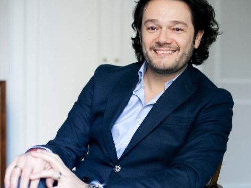 Entregarán Medalla Emiliana de Zubeldía al tenor Arturo Chacón en Fiestas del Pitic 2025.
