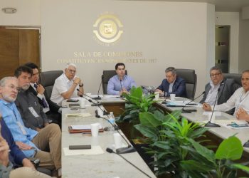 Legisladores escuchan propuestas para mejorar el desarrollo urbano en Sonora.