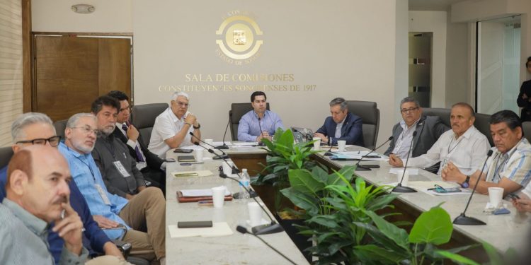 Legisladores escuchan propuestas para mejorar el desarrollo urbano en Sonora.