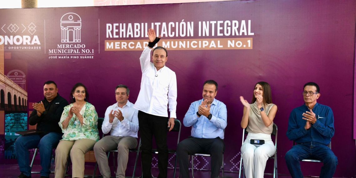 Rescate del Mercado Municipal es una realidad; Gobernador Durazo entrega instalaciones renovadas a locatarios.