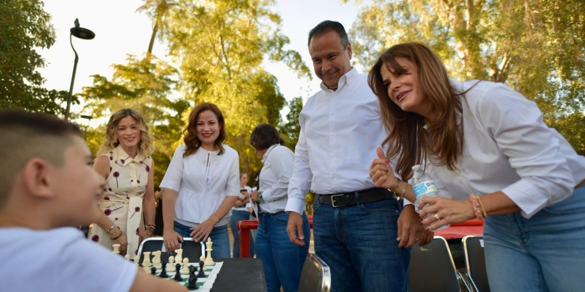 Celebran Toño Astiazarán y Patty Ruibal a niñas y niños de Hermosillo con exitoso ChiquiFest 2025.