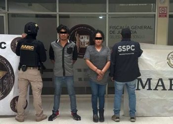 Capturadas dos personas con droga en cateo coordinado en Caborca.