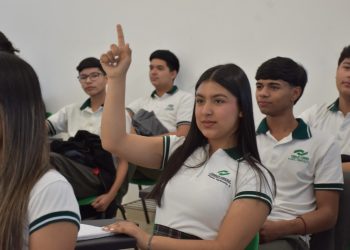 Invita SEC a participar en la Primera Consulta Nacional para Estudiantes de Bachillerato.