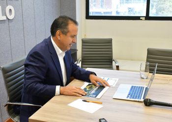 Hermosillo es ejemplo de innovación en alumbrado público con energía limpia: Toño Astiazarán.