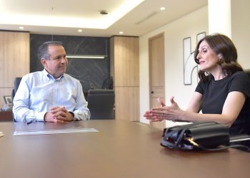 Buscan Toño Astiazarán y Fundación Clinton abrir oportunidades académicas a hermosillenses.