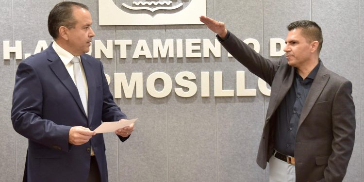 Fortalece Toño Astiazarán seguridad pública en Hermosillo con nombramiento de un supervisor general de la Policía Preventiva y Tránsito Municipal.