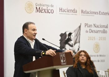 Gobernador Durazo impulsa foros de consulta para alinear el Plan Estatal con el Plan Nacional de Desarrollo.
