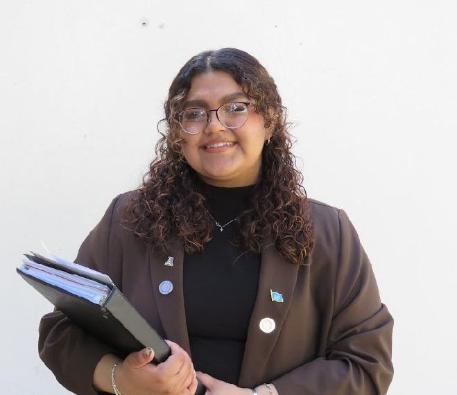 Seleccionan a estudiante de Cobach como instructora del Modelo de Naciones Unidas de la Universidad de Arizona.