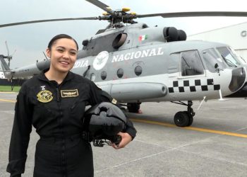 Hasel, la “mujer halcón” de la Guardia Nacional; su meta es un día transportar a Claudia Sheinbaum, “su inspiración”.