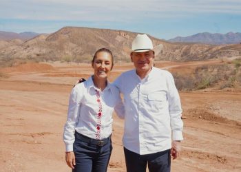 Gobernador Durazo y Presidenta Sheinbaum impulsan la conectividad rural en Sonora con carreteras y caminos artesanales.