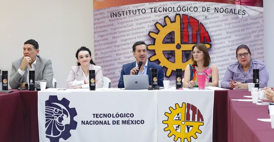 Impulsa David Figueroa protección integral a los migrantes en Sonora.