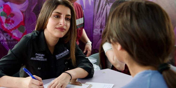 Con Sonora Atiende, Gobernador Durazo lleva servicios gratuitos a la colonia Pueblitos.