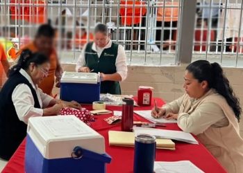 Aplica SSP vacunas contra sarampión y rubéola en los Ceresos de Sonora.