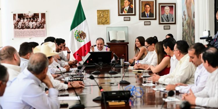 Gobierno de Sonora suma esfuerzos con empresariado para la creación de un corredor turístico en Hermosillo.